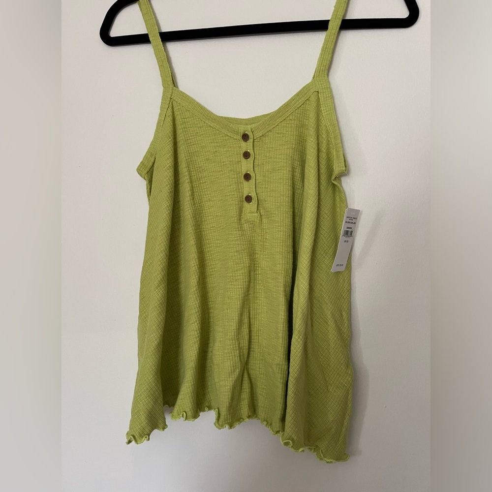 Women’s American Eagle Green Tank Ruffle Detail Buttons NWT XS